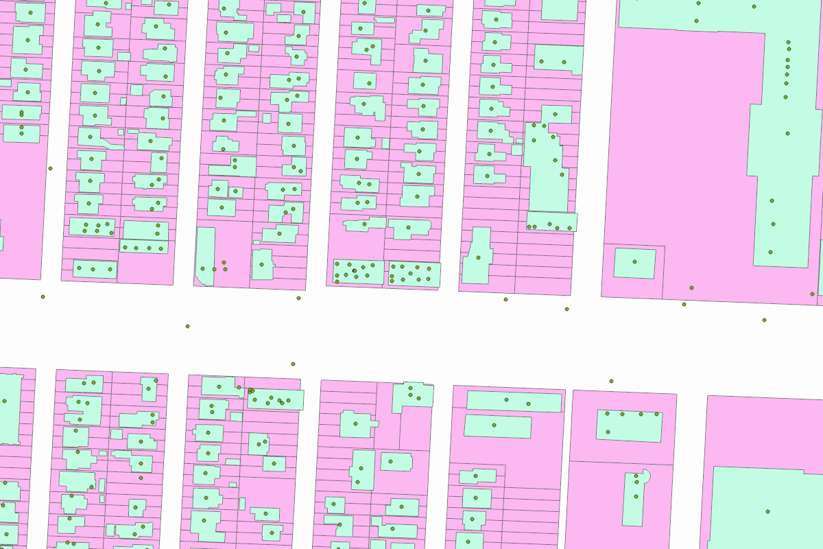 GIS parcel map for 901 VETERANS MEMORIAL BLVD