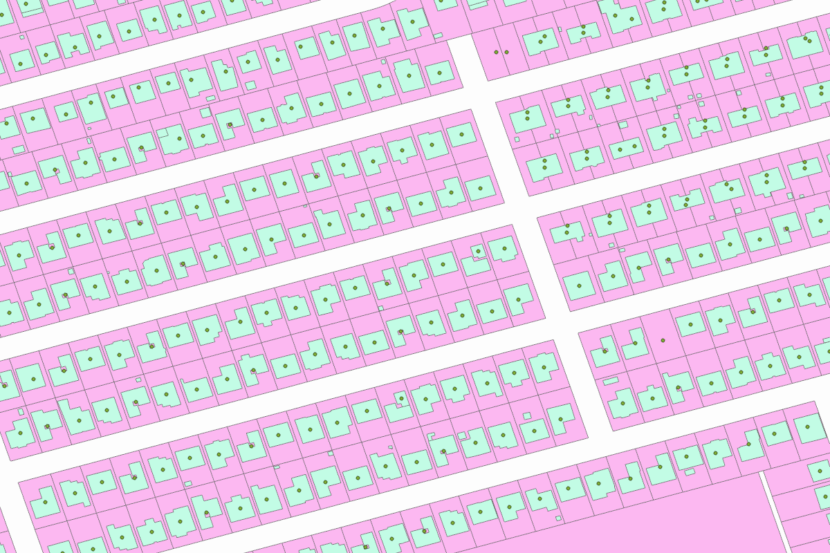 GIS parcel map for 2212 BRECKENRIDGE DR