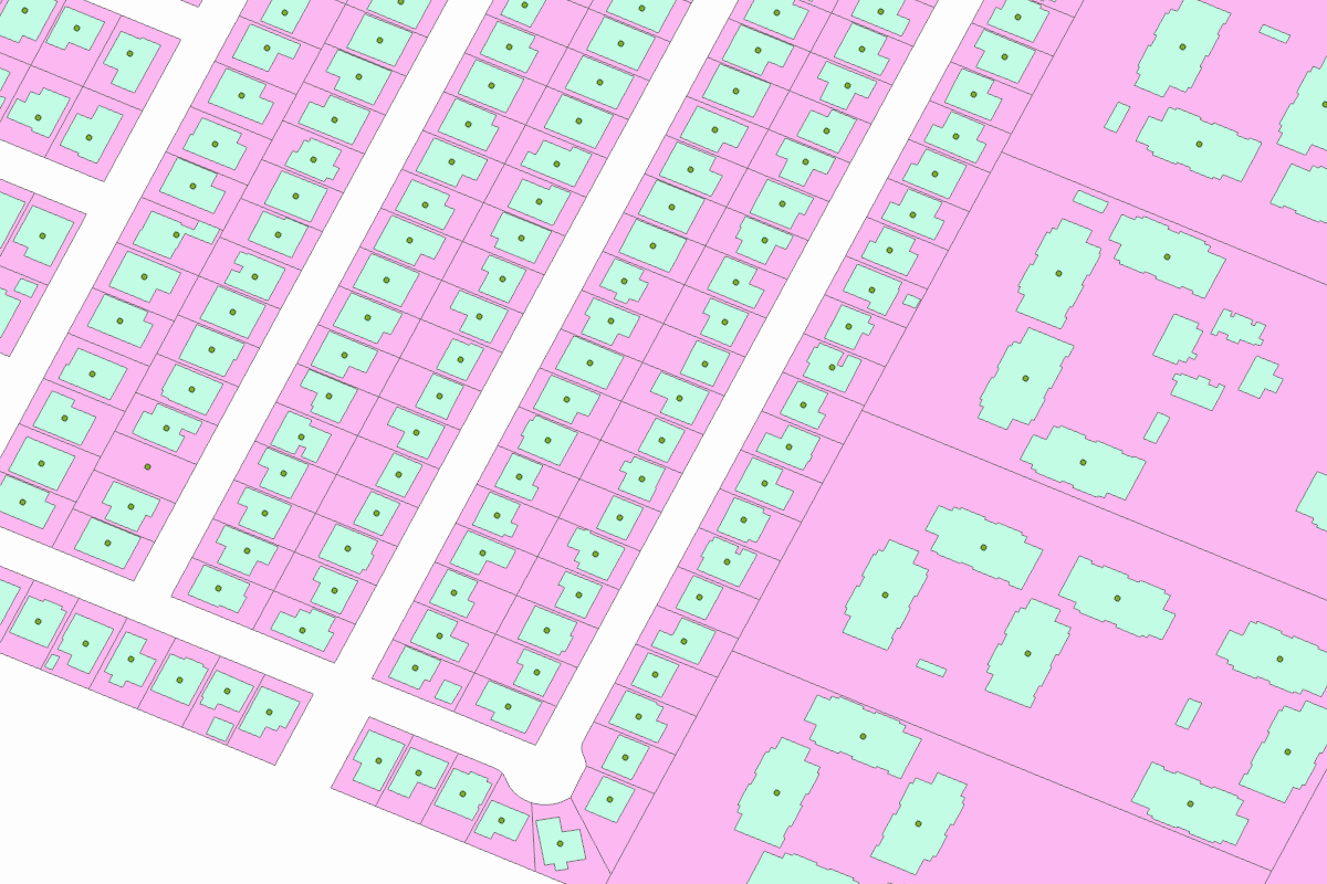 GIS parcel map for 17 TRAMINER DR