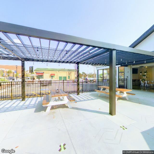 Street View for 1600 Amphitheatre Pkwy, Mountain View, CA 94043