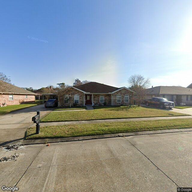 Street View for 2537 W Friendship Dr, R Harvey, LA 70058